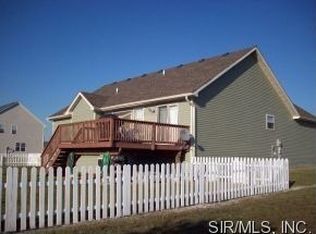 220 Eisenhower Blvd, Troy, IL 62294