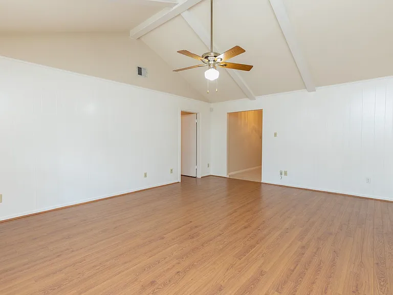 2623 Longleaf Pines Dr — Photo 7