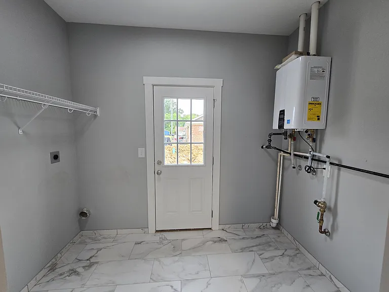 913 Cloud Springs Rd — Photo 44