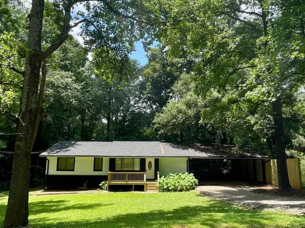 5847 Pinetree Ln, Rex, GA 30273