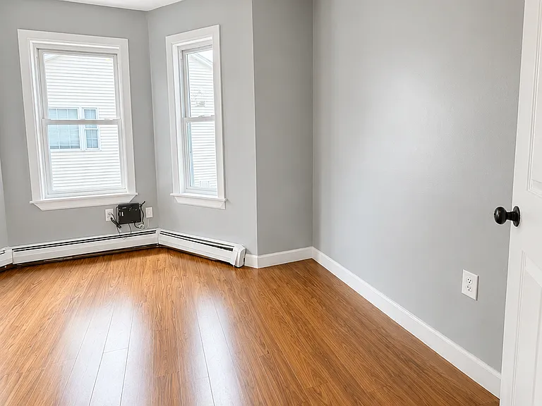 394 Blackstone St #1 — Photo 3
