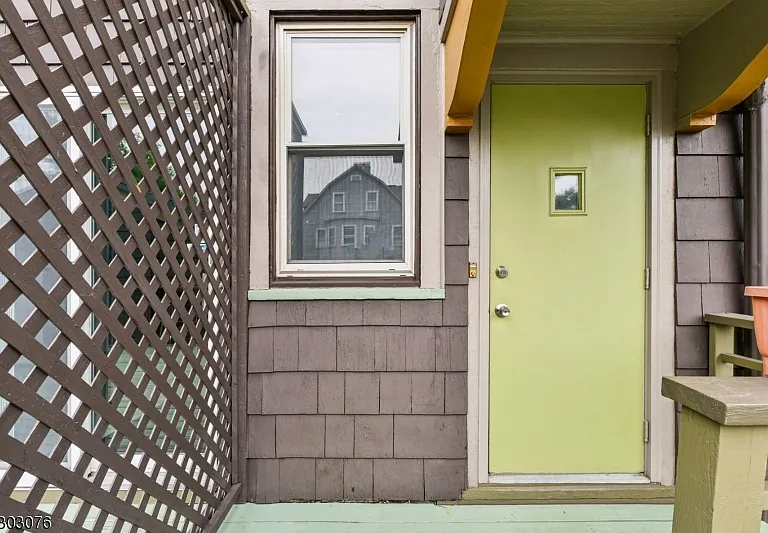 90 Midland Ave #4 — Photo 19