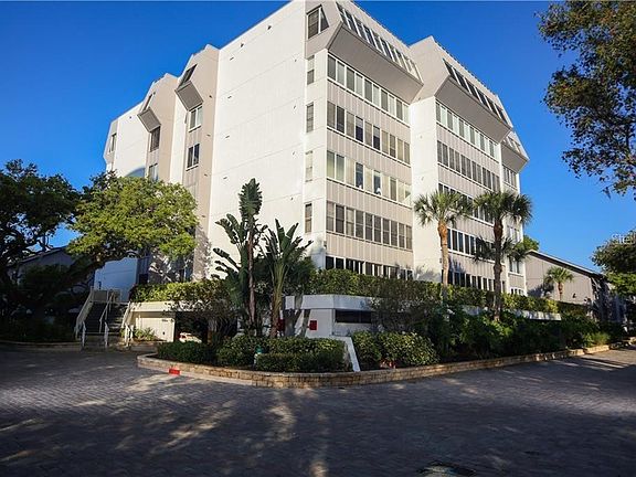 2nd image of 1255 E Peppertree Dr APT 105