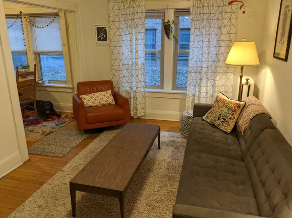 The Riviera Apartments