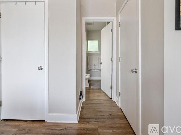 5th image of 2082 Atherton Heights Ln #5