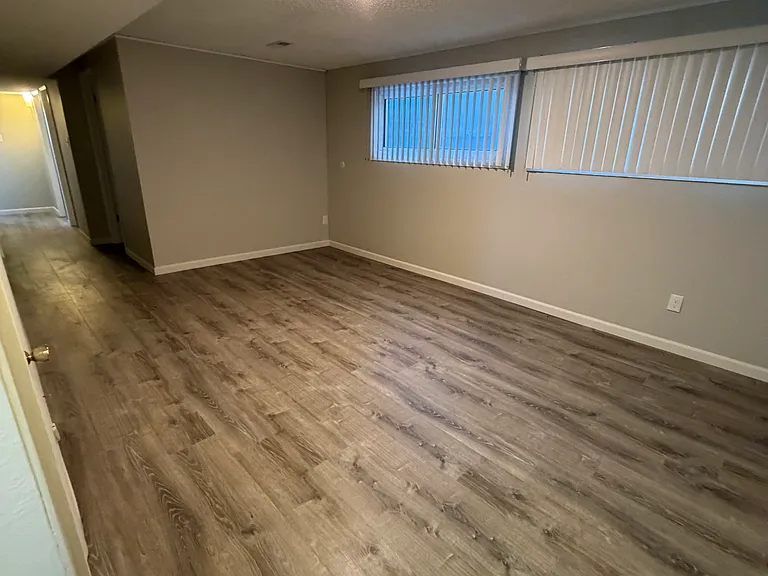 364 Bocage Dr — Photo 7