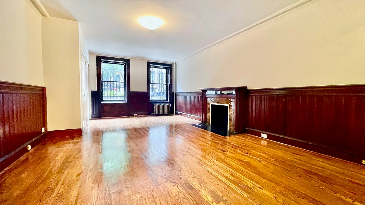 Building Photo - 339 W 88th St #2
