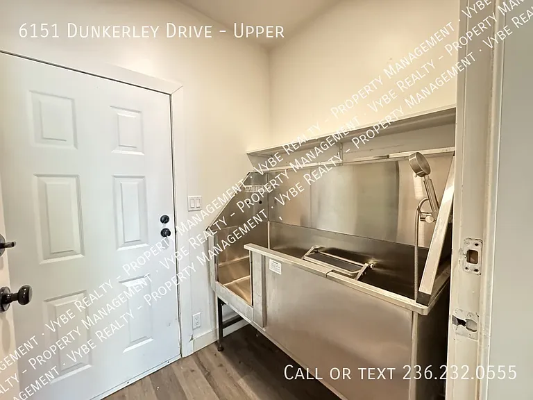 6151 Dunkerley Rd #UPPER — Photo 32