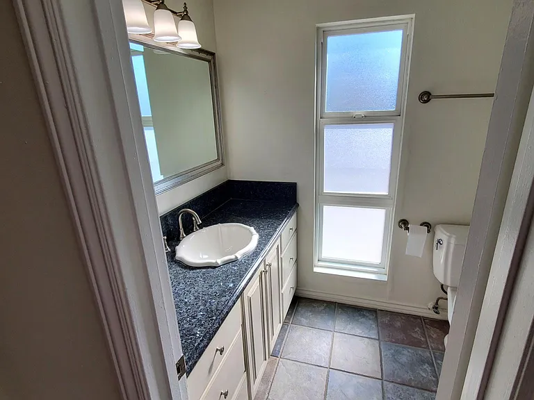 725 Domingo Dr — Photo 14