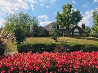 7900 Tuckaway Ct, Louisville, KY