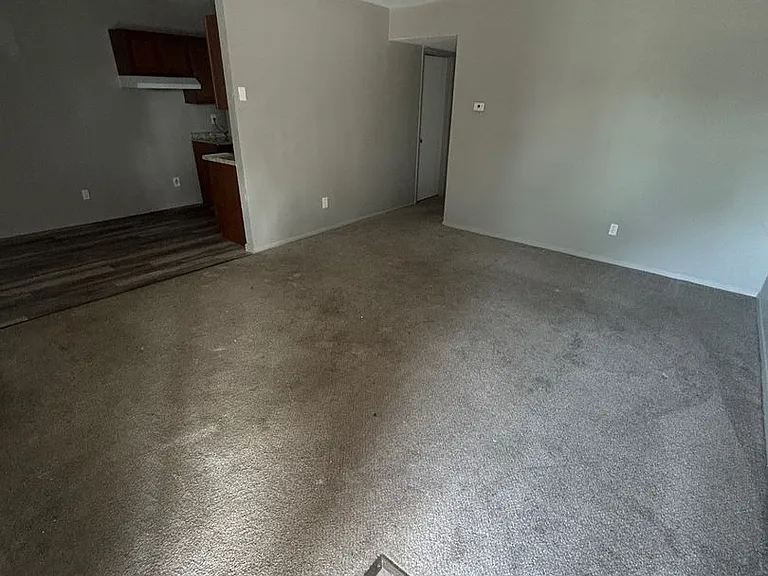 4017 Mississippi Ave — Photo 5