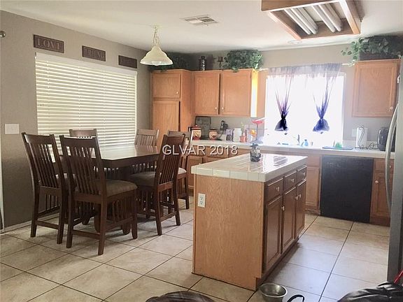 4th image of 2084 Fallsburg Way