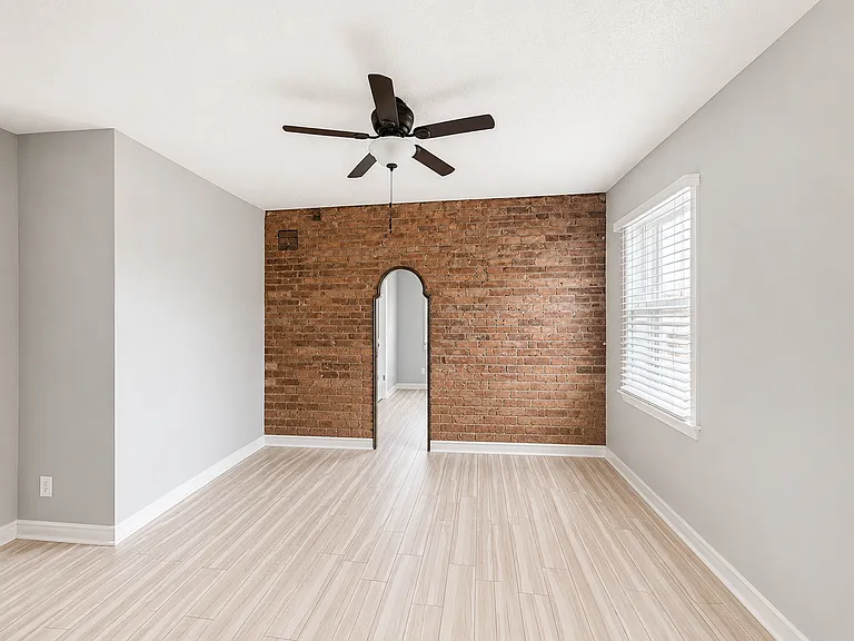93 Grant Ave #2 — Photo 2