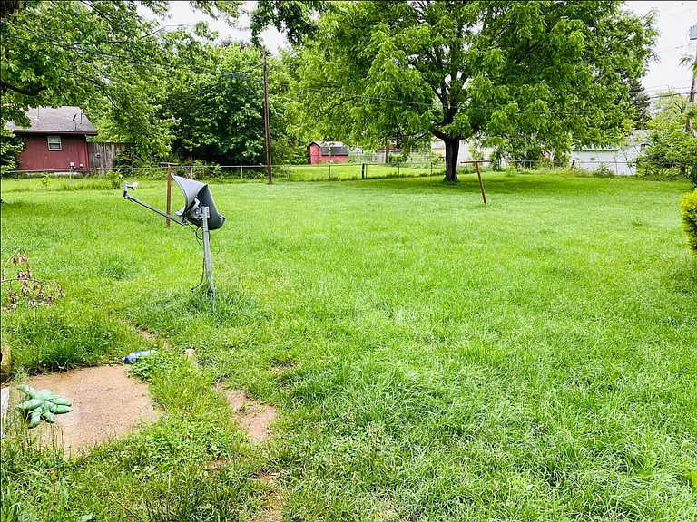 2023 E Elm St — Photo 21