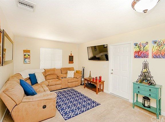 4th image of 15427 Longworth Ave