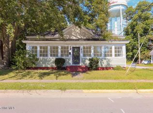 417 3rd St, Ayden, NC 28513
