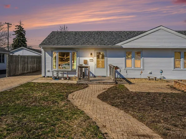 4128 W 90th Pl, Hometown, IL 60456