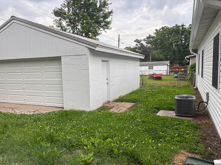 1109 Saint Helena Dr — Photo 29