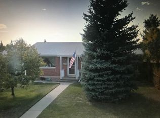 5036 Sagebrush Ave, Cheyenne, WY 82009