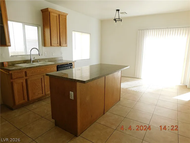 133 Rosa Rosales Ct — Photo 12