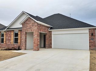 4254 Blossom Ave, Springdale, AR 72764