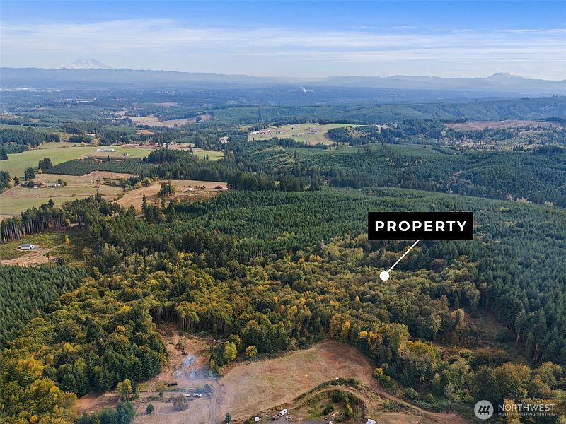 4th image of 251 62 Crego Hill Road