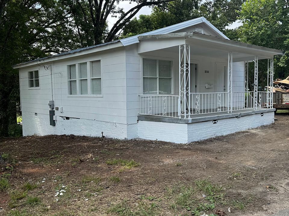 1st image of 2733 Simpson St