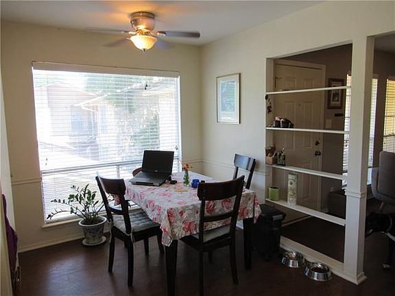 5th image of 1212 Hollow Creek Dr