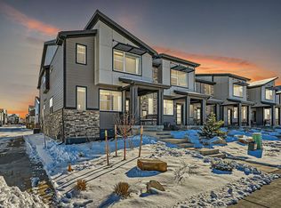 6364 N Lisbon St, Aurora, CO 80019