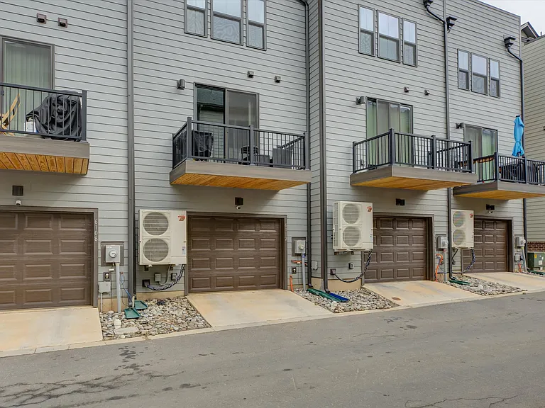 6112 Station Crossing Ave — Photo 47
