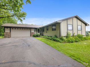 8210 Oakwood Dr, Becker, MN 55308
