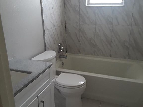 3rd image of 732 Zella Ln #1