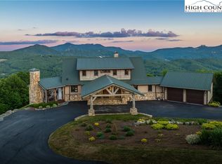 421 Chappell Farm Rd, Banner Elk, NC 28604