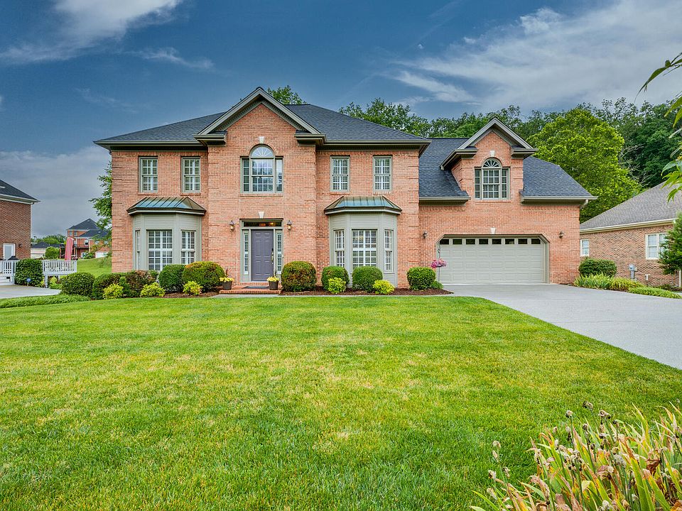 1st image of 1222 Sussex Dr