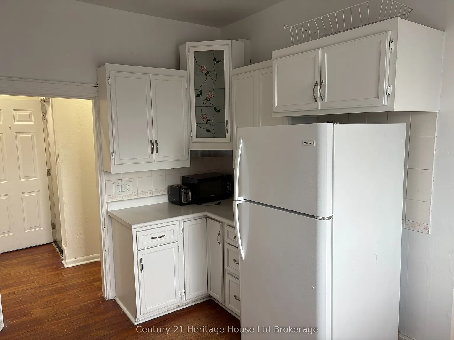 2 bed, $1,700 — Photo 2