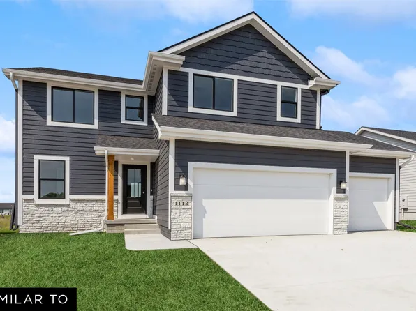1006 Shady Lane Dr, Norwalk, IA 50211