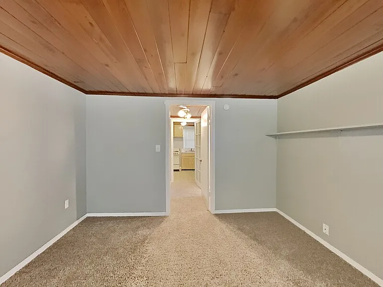 314 1/2 S Boyd St — Photo 11