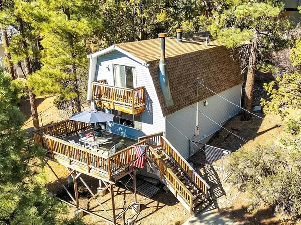 1129 Eagle Mountain Dr, Big Bear City, CA 92314