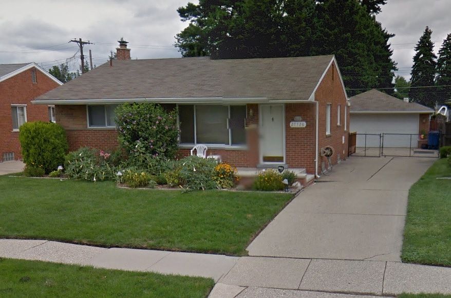 1st image of 27720 Mackenzie Dr