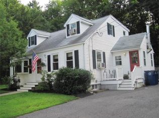 2 Lilly St, Medway, MA 02053