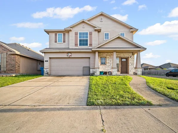 2201 Mangrove Dr, Portland, TX 78374