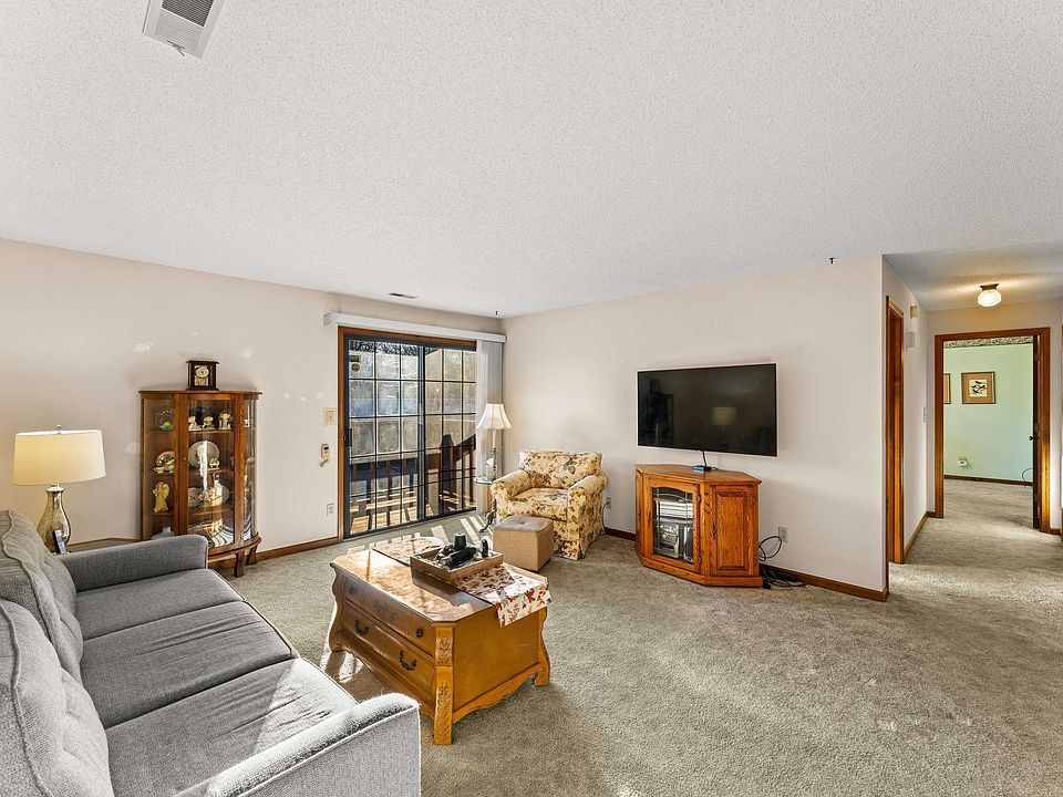 5633 SW Foxcroft South Cir 105, Topeka, KS 66614 Zillow