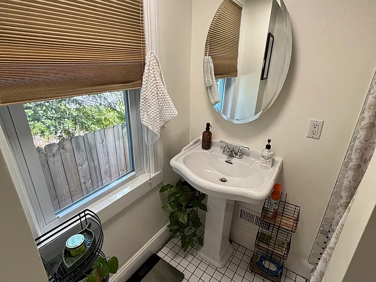20 Lincoln Ave — Photo 10