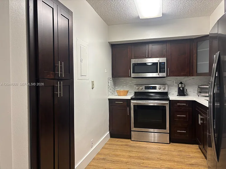 3300 NE 191st St #211 — Photo 5