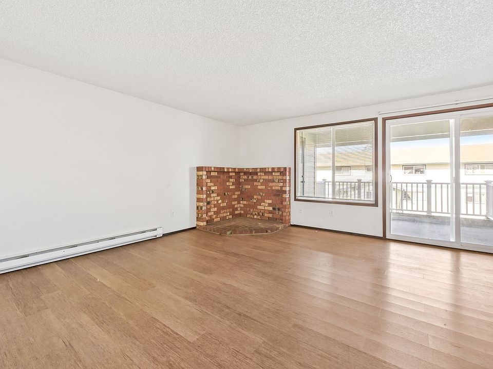 1st image of 612-614 A St #860