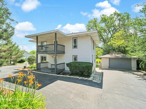 25W375 Plank Rd, Naperville, IL 60563