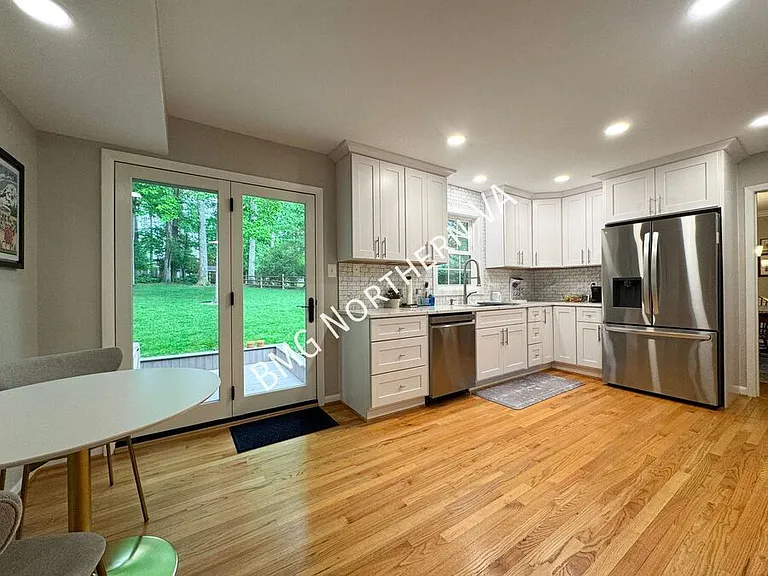 404 Onondio Cir SE — Photo 10