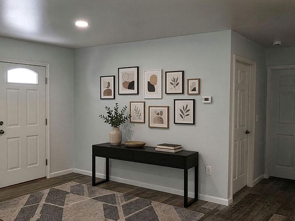3rd image of 65 Eagle Ln