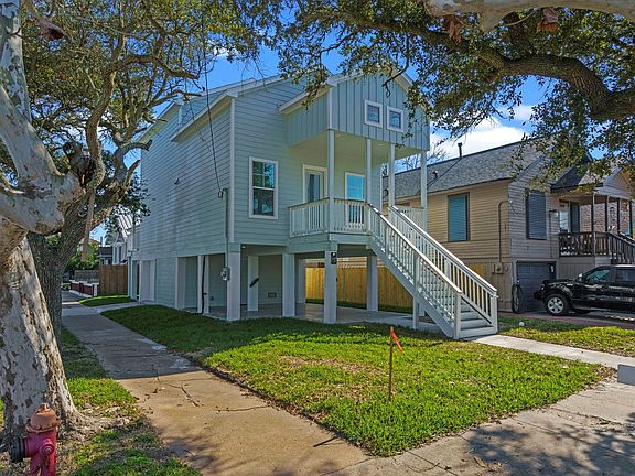 5th image of 2202 31st St