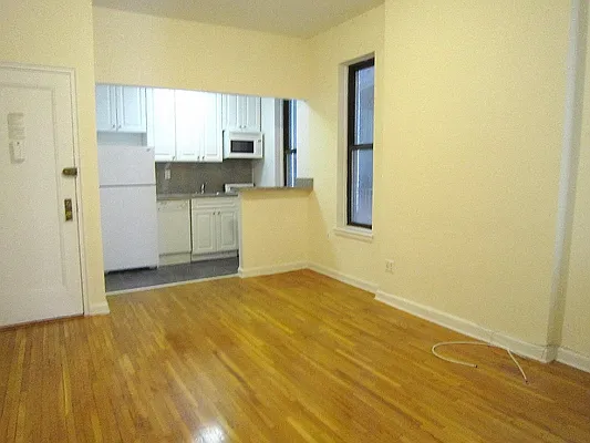 Rented by City Connections Realty | media 22